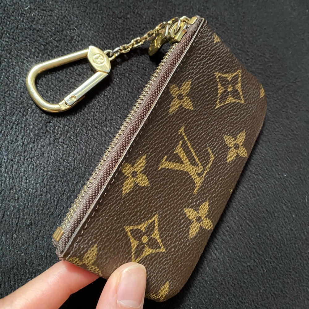 LV Pochette cles/ key pouch